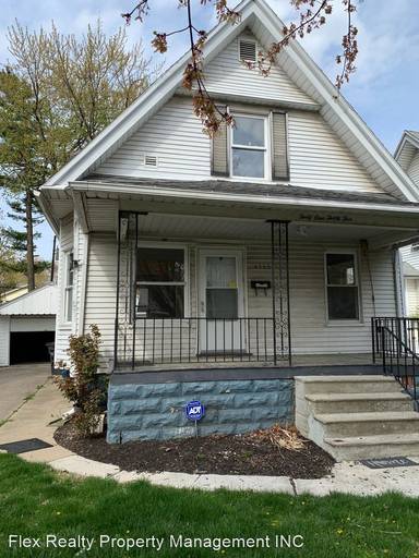 Main picture of 4135 Burnham Ave