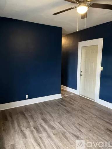 Main picture of 731 Market St