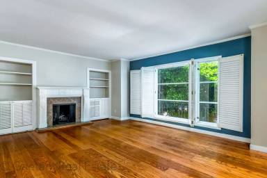 Main picture of 3321 Broderick St
