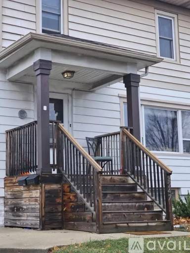 Main picture of 2247 S 69th St