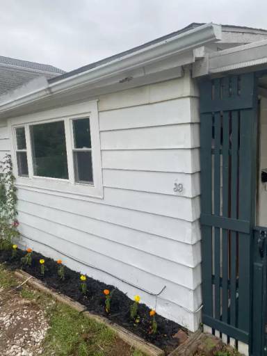 Main picture of 39 Violet Ave