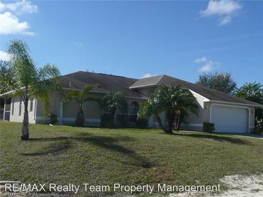 Main picture of 2724 SW 2nd Ter