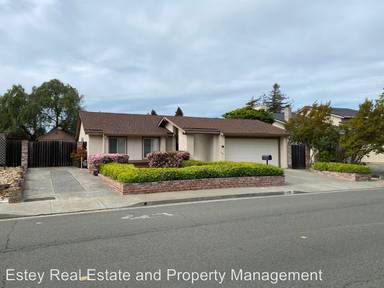Main picture of 235 Panorama Dr