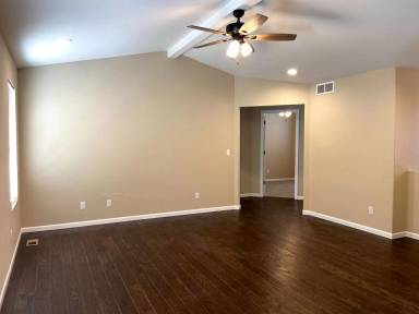 Main picture of 2062 Hastings Rd