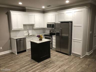 Main picture of 16052 Echo Glen Dr