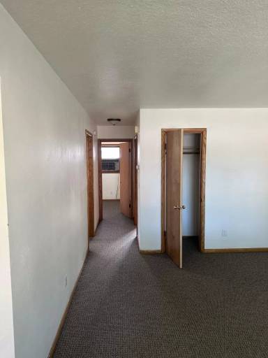 Main picture of 916 18th St S