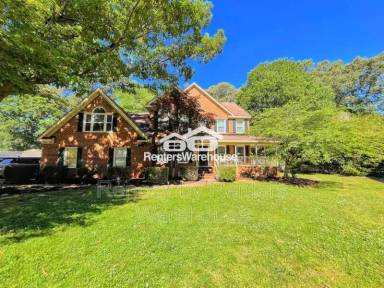 Main picture of 804 Walnut Forest Ct