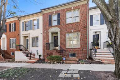 Main picture of 563 Chestertown St