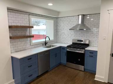 Main picture of 5234 N Oriole Ave