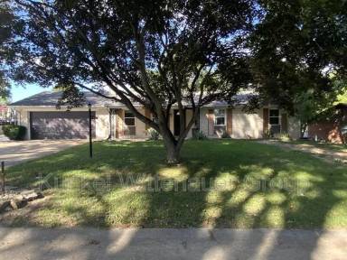 Main picture of 2249 Wendy Way Dr