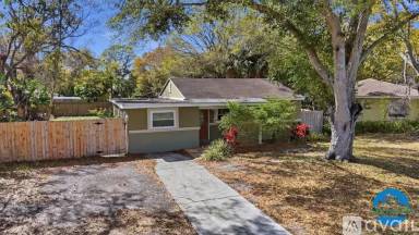 Main picture of 1508 Winchester Rd N