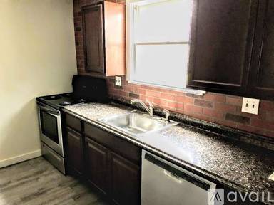 Main picture of 129 N Jefferson Ave