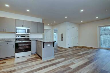 Main picture of 275 Coram Rd