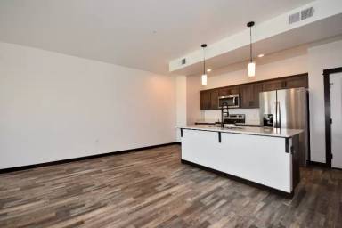 Main picture of 1595 N 25th Ave