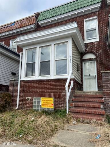 Main picture of 912 Bonaparte Ave