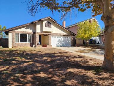 Main picture of 2625 Bottle Tree Dr