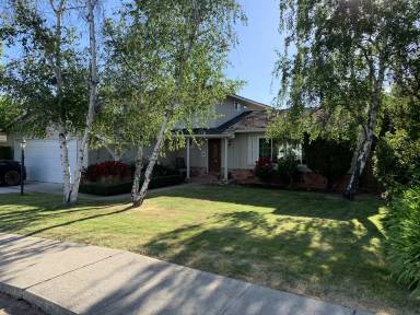 Main picture of 10862 Wilkinson Ave