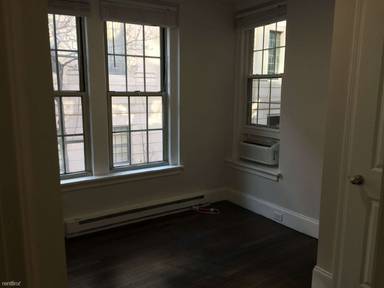 Main picture of 60 Clearway St