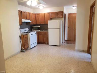 Main picture of 125 Kings Hwy