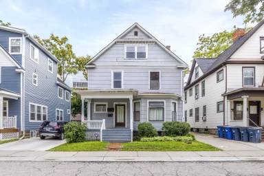 Main picture of 415 Hamilton Pl