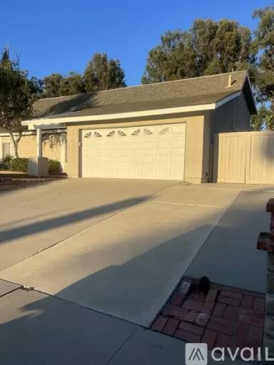 Main picture of 2090 Klamath Dr