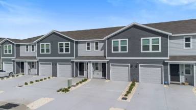 Main picture of 8235 SW 67th Ave