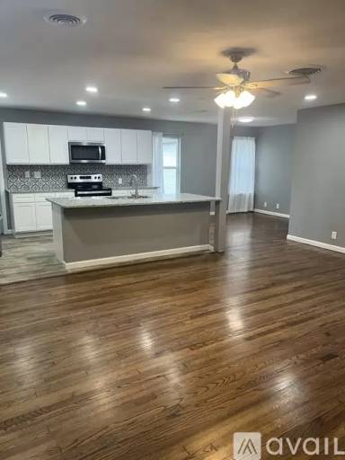 Main picture of 4824 Trail Lake Dr