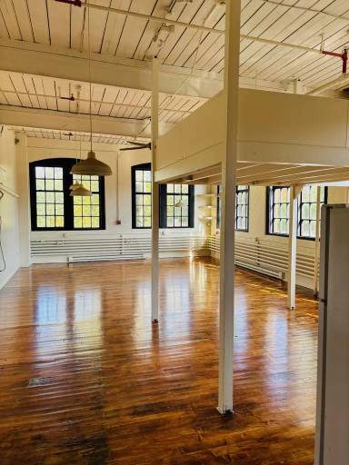 Main picture of 595 Mineral Spring Ave