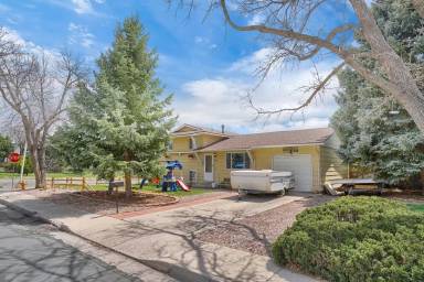 Main picture of 4729 S Sleepy Hollow Cir