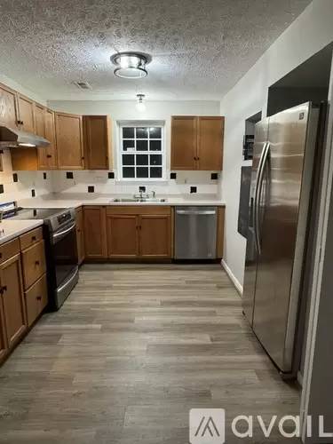 Main picture of 4204 Tremont St
