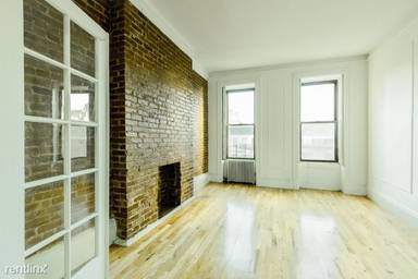 Main picture of 1590 1st Ave