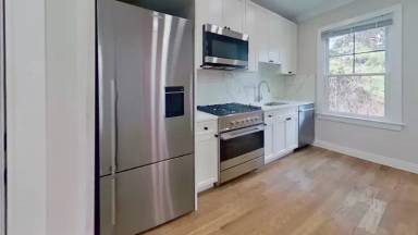 Main picture of 14 Lopez Ave