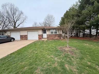 Main picture of 223 N 3rd St