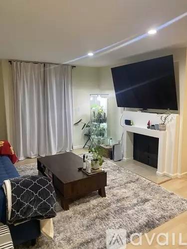 Main picture of 2471 Sawtelle Blvd