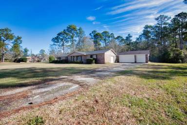 Main picture of 2266 Stallion Rd