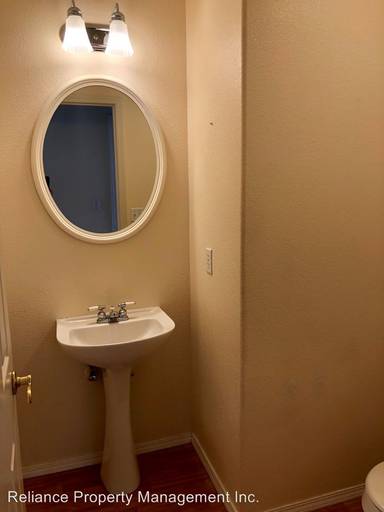 Main picture of 16815 NW Paddington Dr