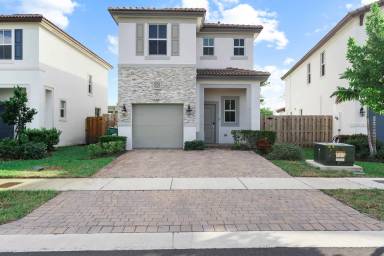 Main picture of Brand new Westview townhomes by Lennar