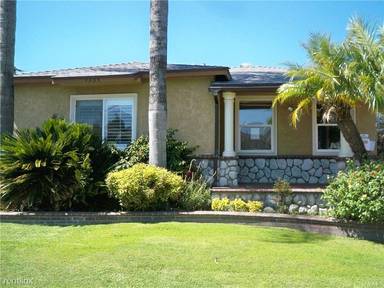 Main picture of 5335 E Ebell St