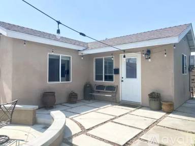 Main picture of 1607 E Banyan Ct