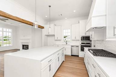 Main picture of 7671 Dearborne Dr