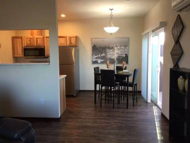 Main picture of 4901 Skyway