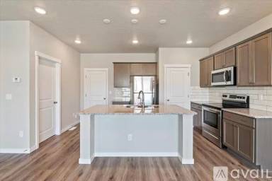 Main picture of 409 N Traquair Ln