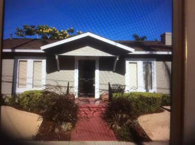 Main picture of 4027 Lark St