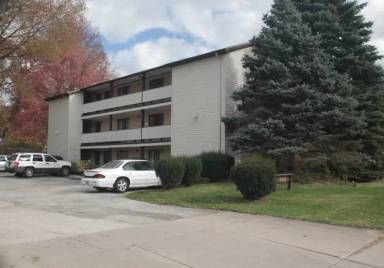 Main picture of 695 Frederick Blvd