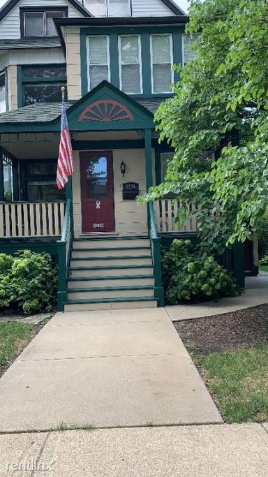 Main picture of 3226 Maple Ave