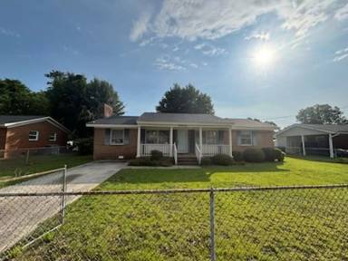 Main picture of 4430 Wellington Dr