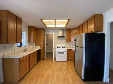 Main picture of 6800 Garden Ct