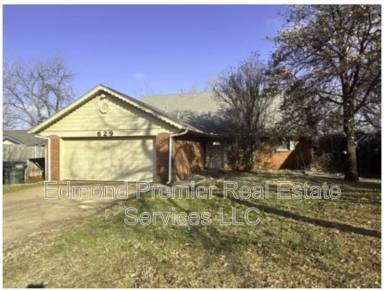 Main picture of 629 Reynolds Rd