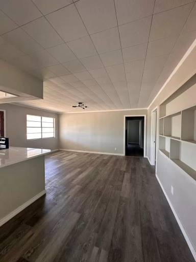 Main picture of 106 Ray Barnes Dr