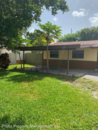 Main picture of 614 NW 1st Way
